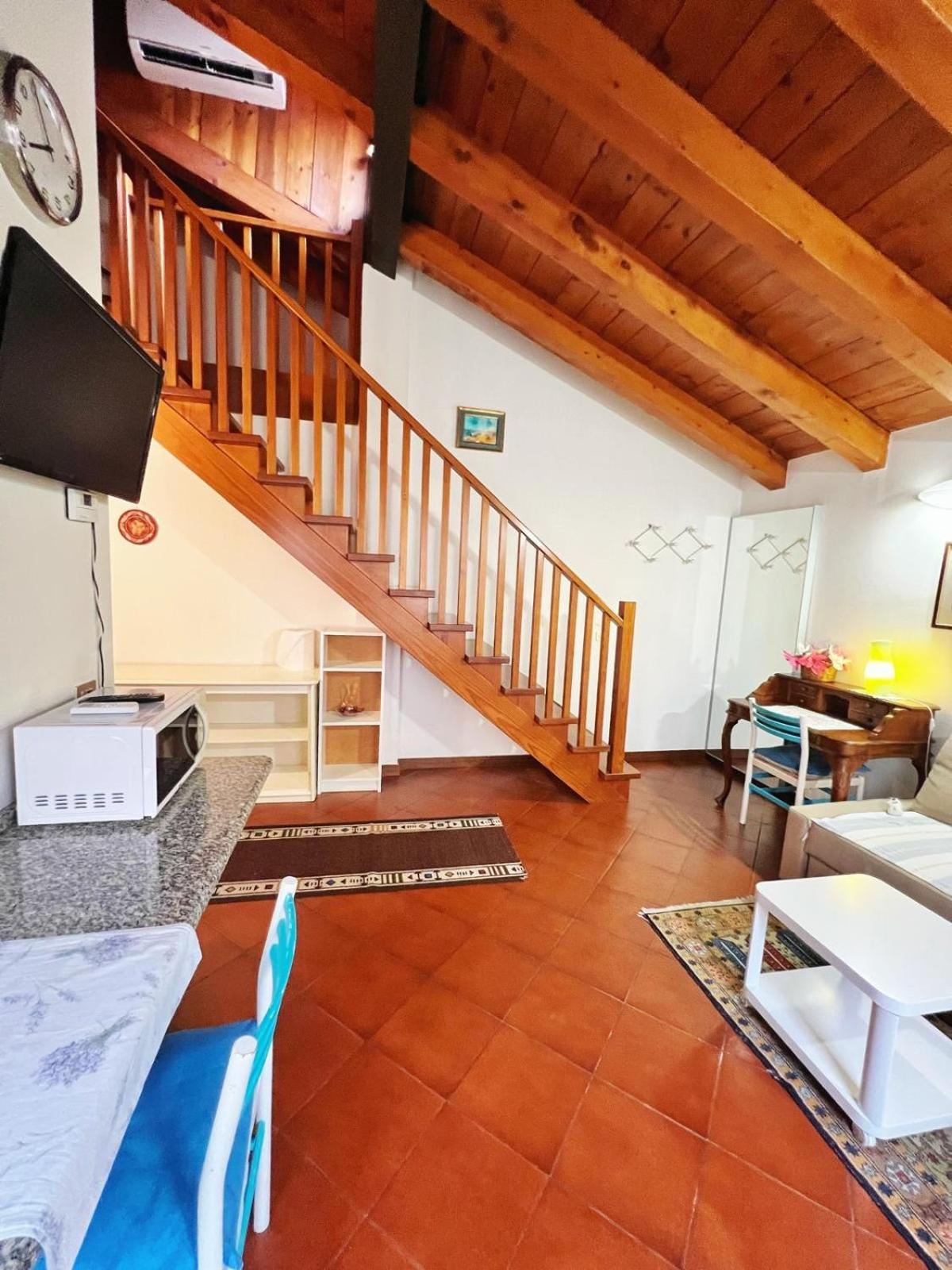 Holiday Treviso Suite Venezia Екстериор снимка